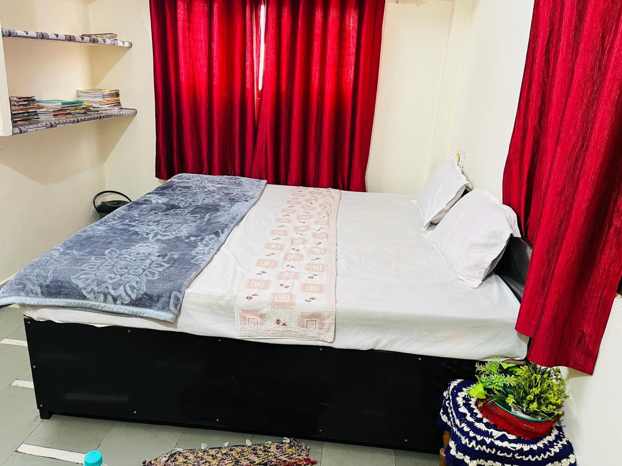 Tiwari G Home Stay Ujjain Dış mekan fotoğraf