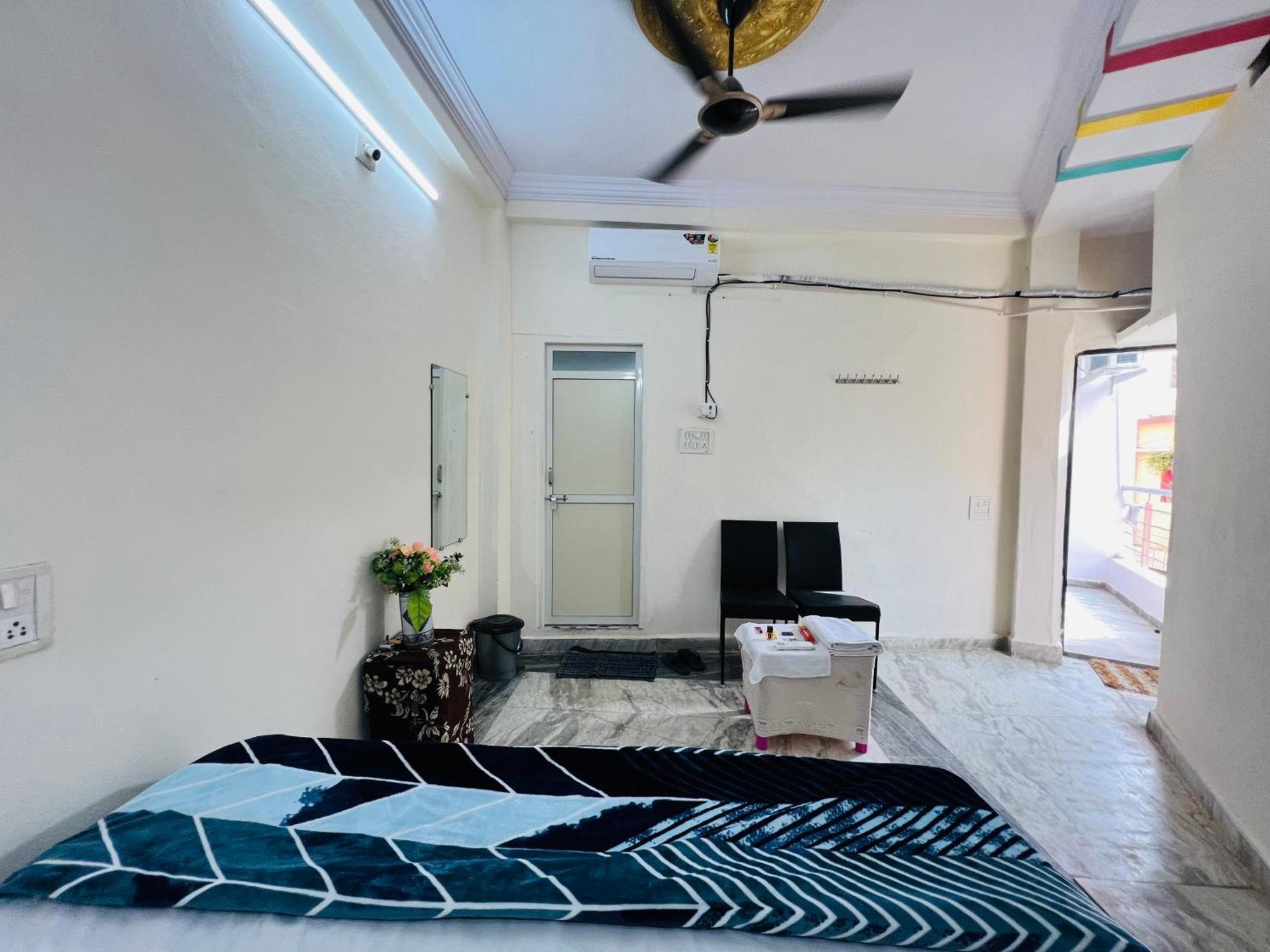 Tiwari G Home Stay Ujjain Dış mekan fotoğraf