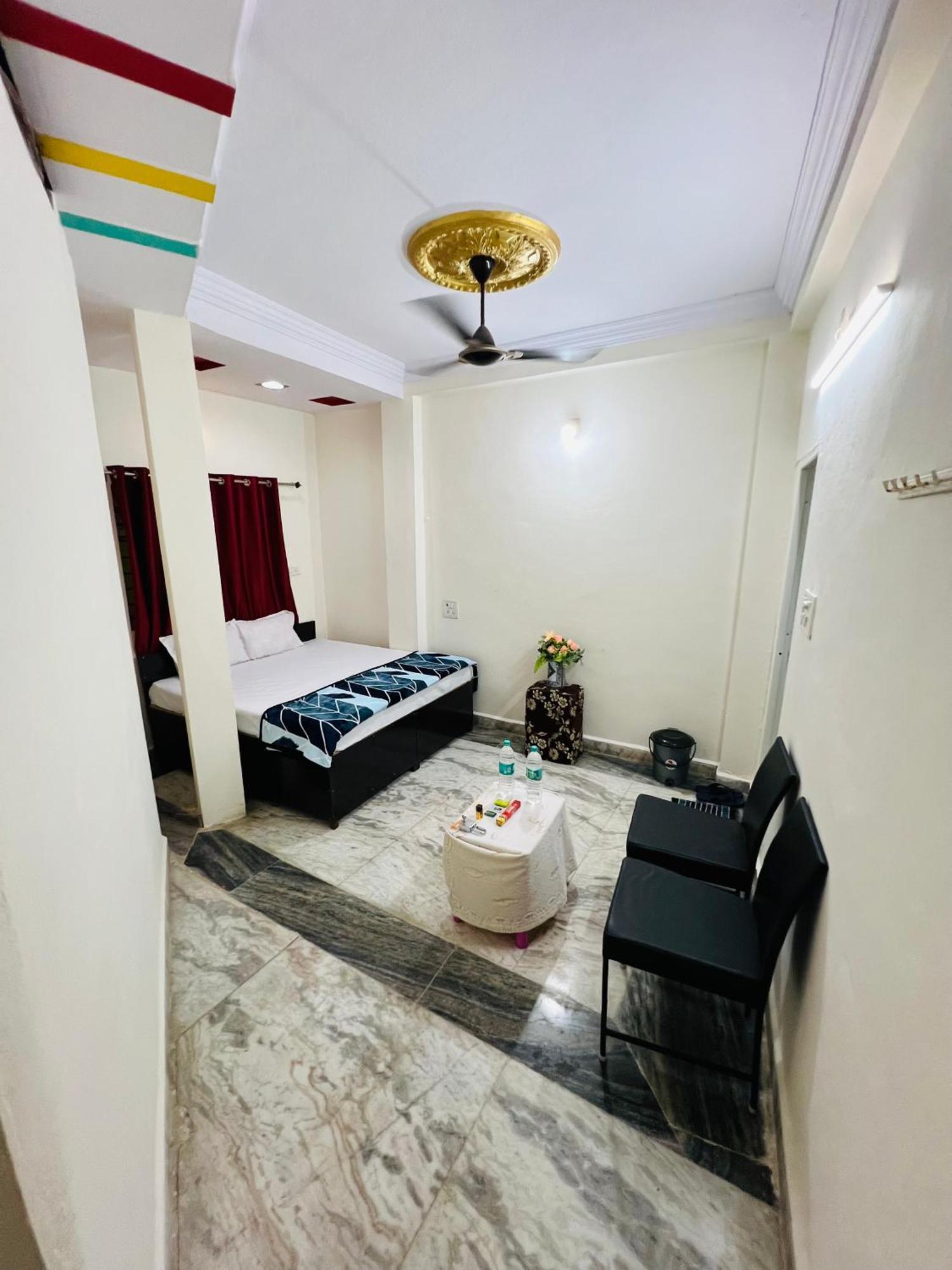 Tiwari G Home Stay Ujjain Dış mekan fotoğraf